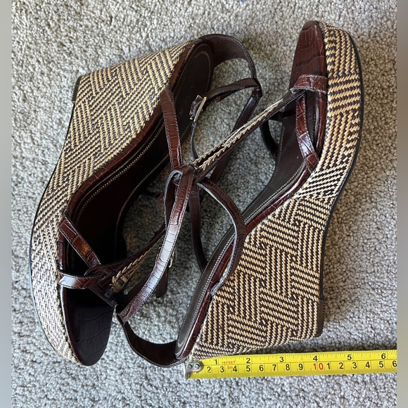 Nine West Safario Wedge Sandal | Size 8.5 | Brown Beige Snake Skin | Worn Once - Picture 6 of 8